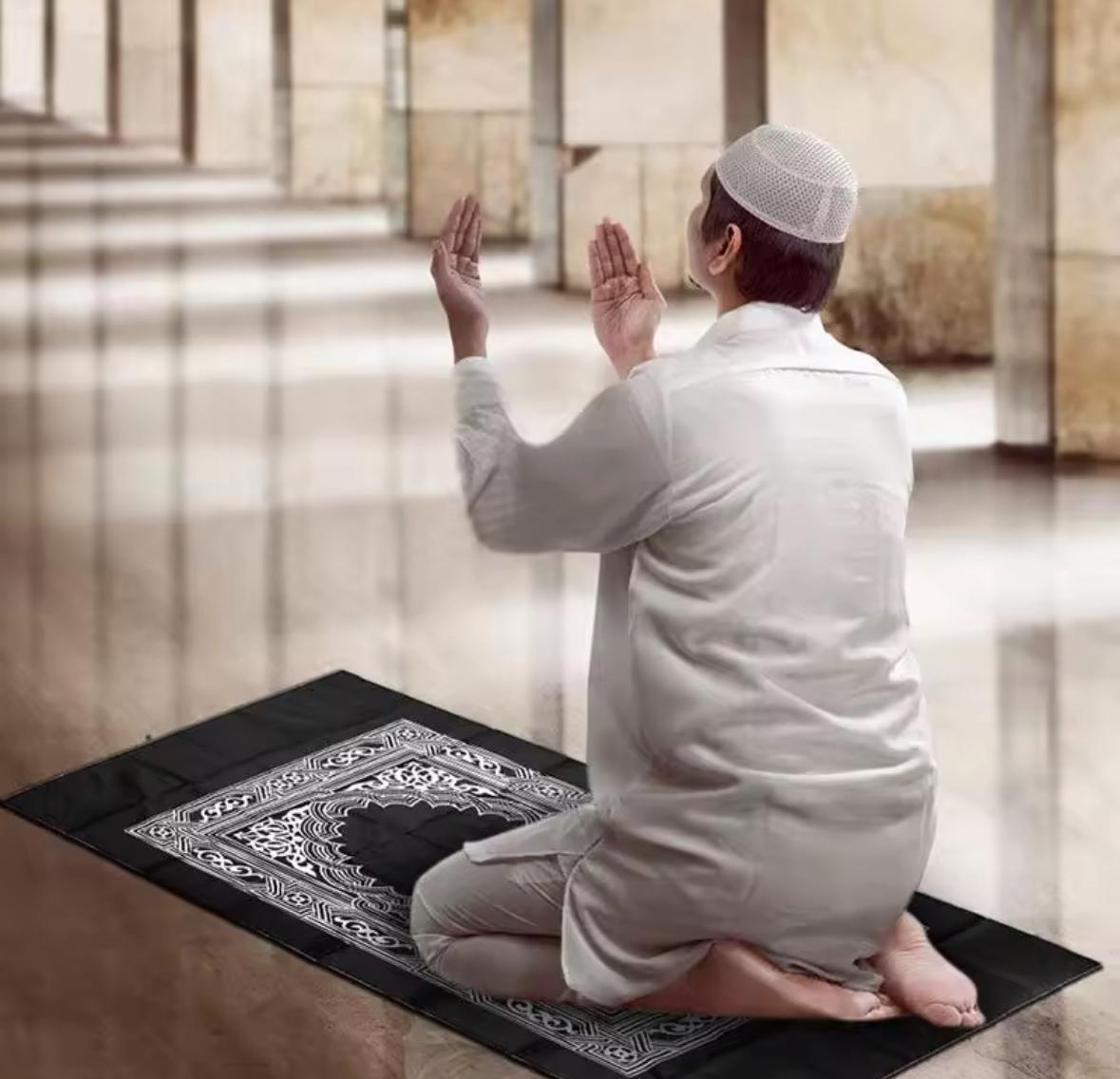 Pocket Travel Prayer Mat + Qiblah Compass